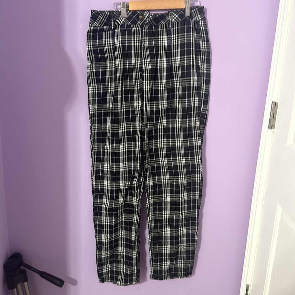 FINAL SALE SHEIN Black and White Tartan Pants-COPY